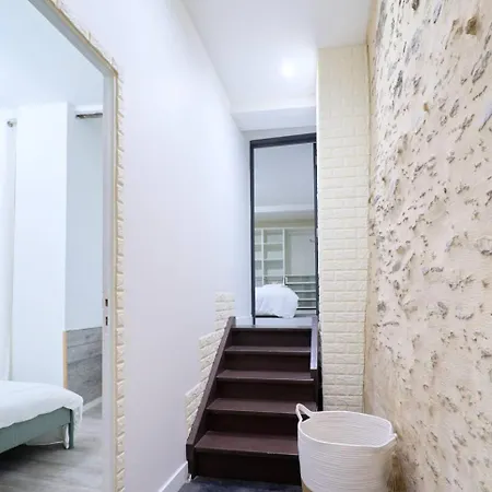 La Loge Des Carmelites Coeur De Wifi Διαμέρισμα