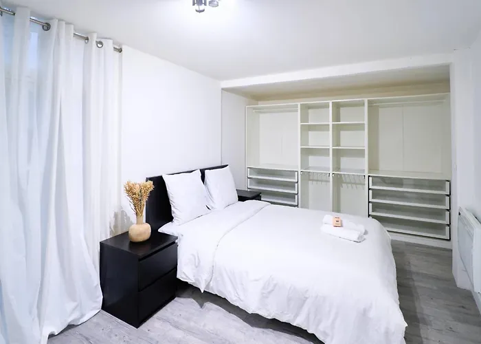 La Loge Des Carmelites Coeur De Wifi Διαμέρισμα Ναντ